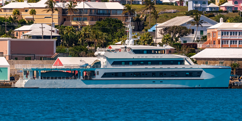Photos & Video: Superyacht ‘Wayfinder’ Visits