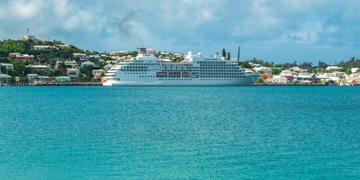 Photos: Seven Seas Navigator Cruise Ship Visits