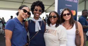 Photos: Spectators At Butterfield Bermuda Championship